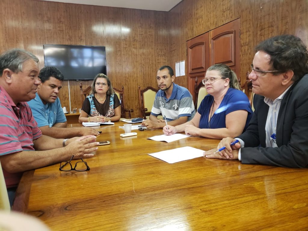 3 – Reuniao Morada do Bosque (1) Associação de Moradores da Morada do Bosque solicita melhorias no bairro ao prefeito