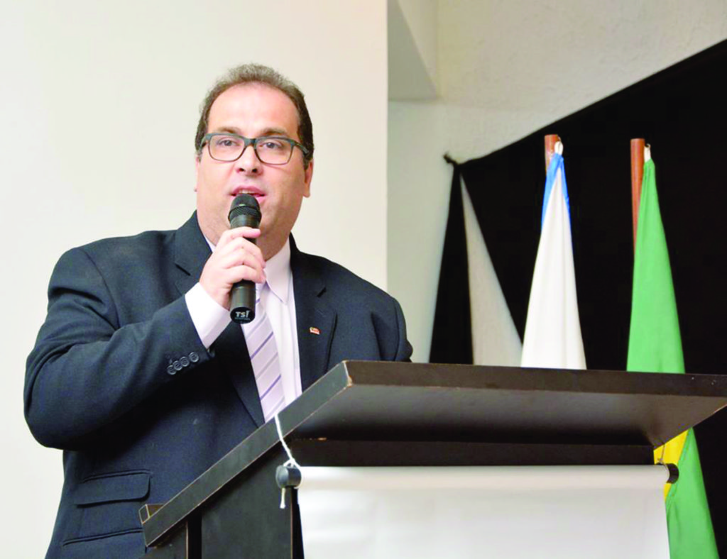 Dr Marcelo Moura Dr. Marcelo Moura: Uma vida voltada ao Direito, inspiração que vem de berço