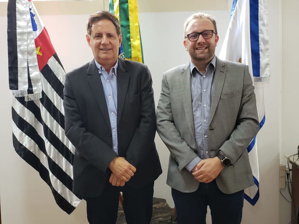 2 – AME superintendente Gestor do AME se reúne com o prefeito Mário Tassinari