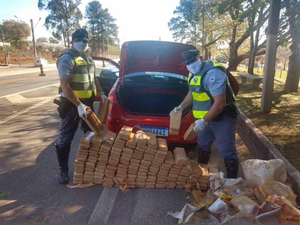 IMG_20200812_083510_385 Cerca de 210 quilos de maconha são apreendidos pela Polícia Rodoviária